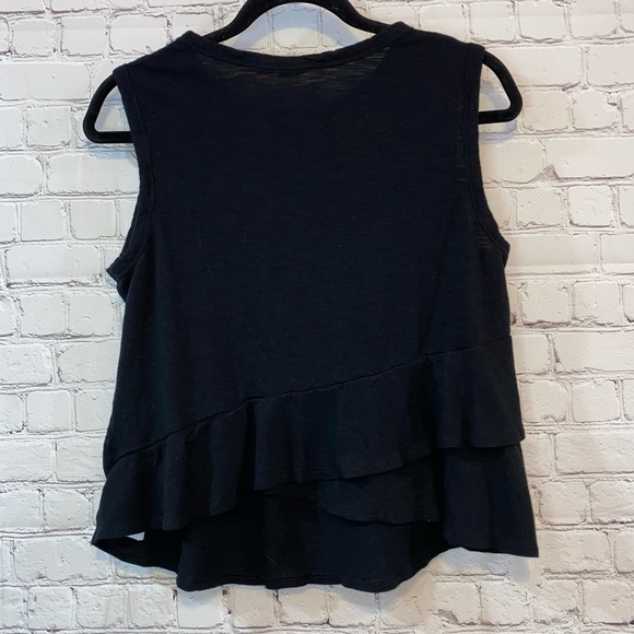 🇺🇸 Gap True Black Sleeveless Ruffle Back Top - Picture 4 of 9